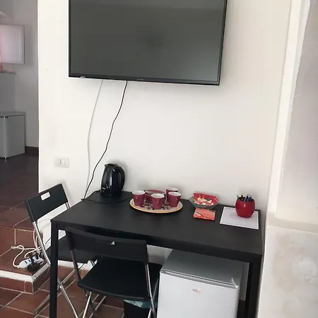 Montemarcello And Bathroom Apartment